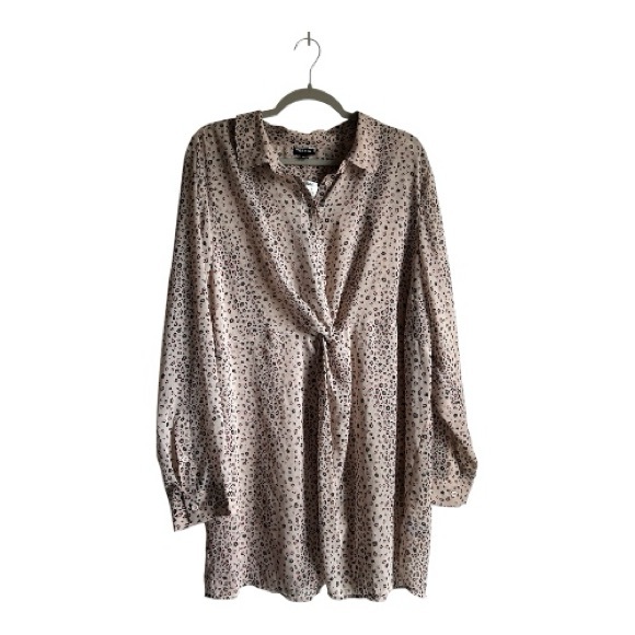 torrid Size 3 3X 22 Animal Print Blouse - Picture 2 of 12